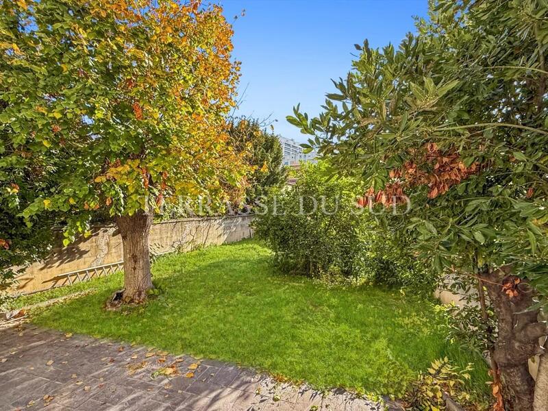 Appartement - 101 m² - 3 pièces