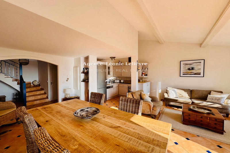 Maison - 102 m² - 4 pièces