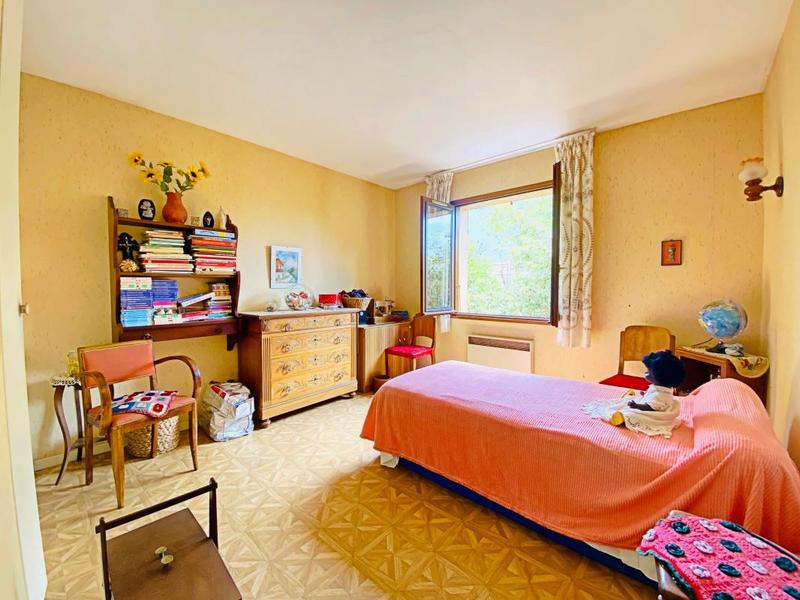 Maison - 180 m² - 5 pièces