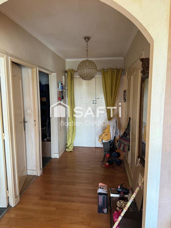 Appartement - 85 m² - 3 pièces