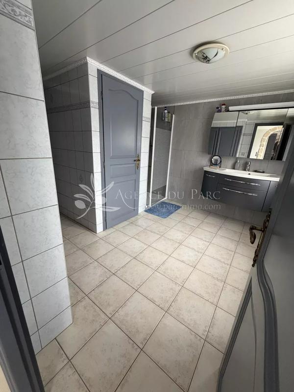 Maison - 168 m² - 6 pièces