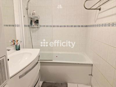 Appartement - 91 m² - 5 pièces