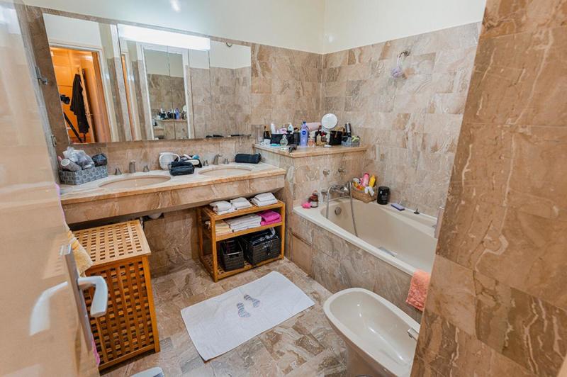 Appartement - 95 m² - 4 pièces