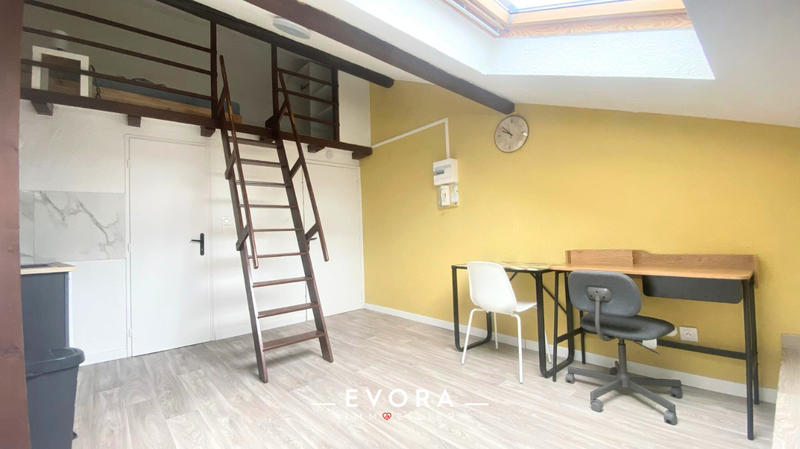 Appartement - 15 m² - 1 pièce