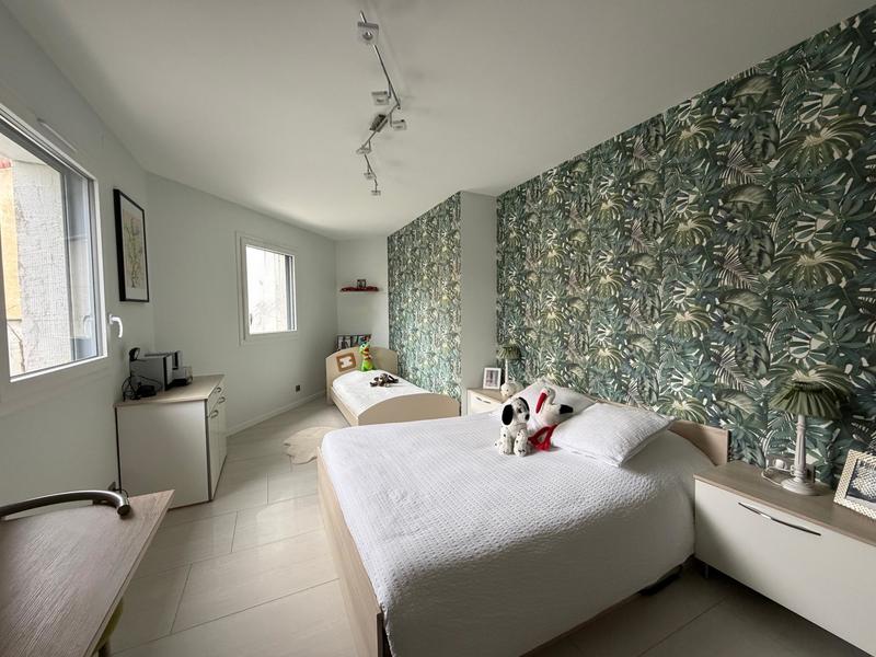 Maison - 192 m² - 7 pièces