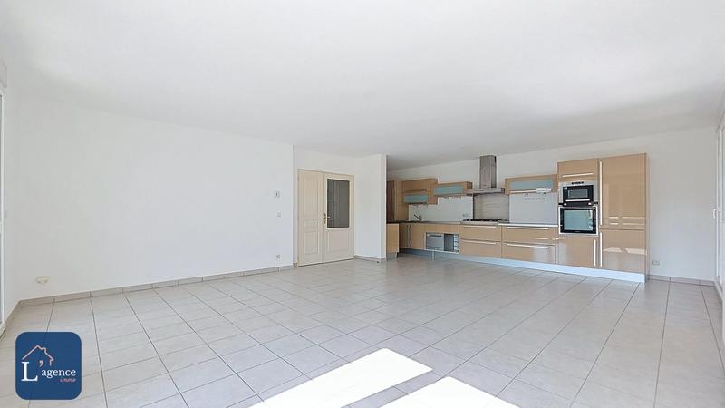 Appartement - 104 m² - 3 pièces