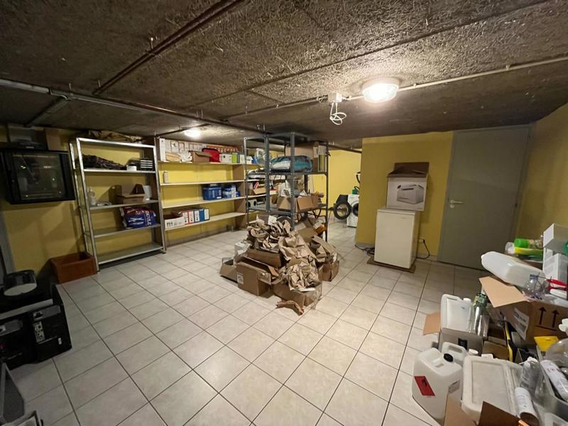 Local commercial - 135 m²