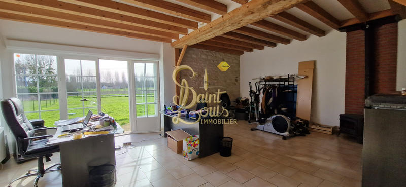 Maison - 270 m² - 10 pièces