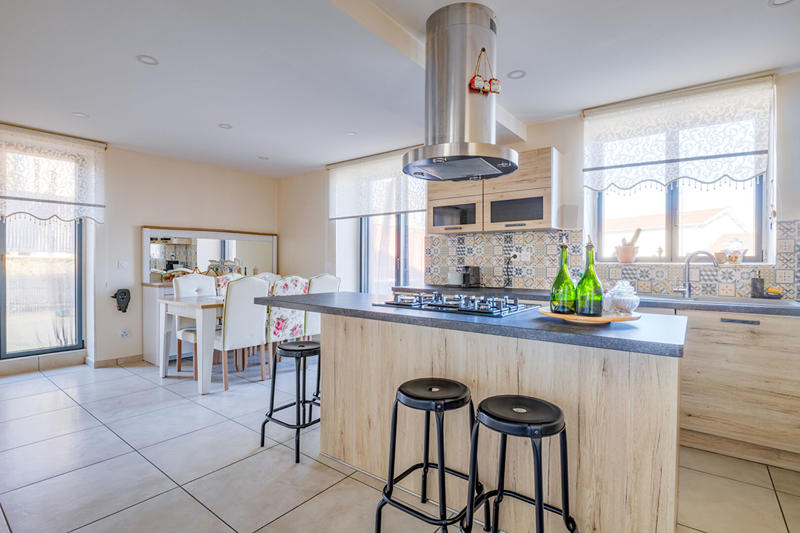 Maison - 100 m² - 4 pièces