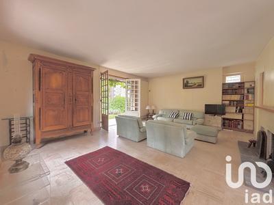 Maison - 210 m² - 9 pièces