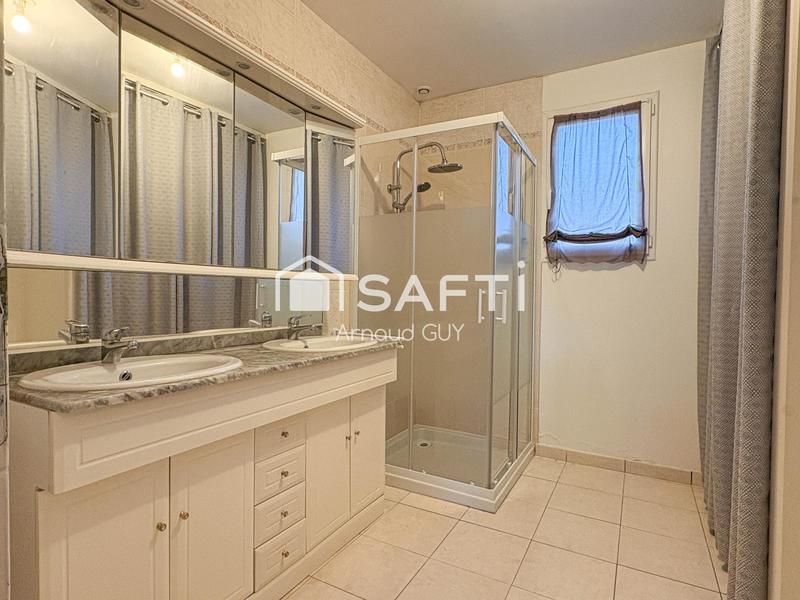 Maison - 160 m² - 7 pièces