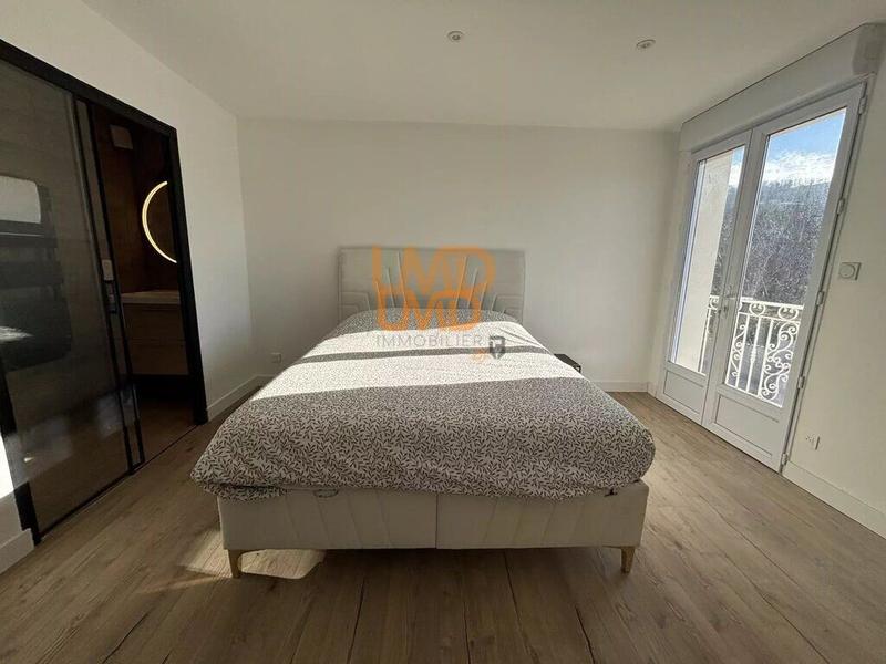 Villa - 165 m² - 5 pièces