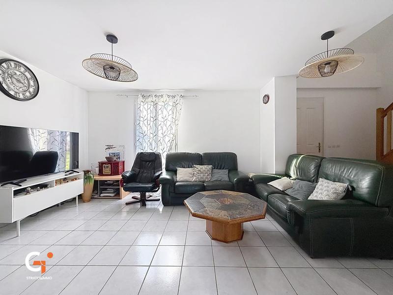 Maison - 101 m² - 6 pièces