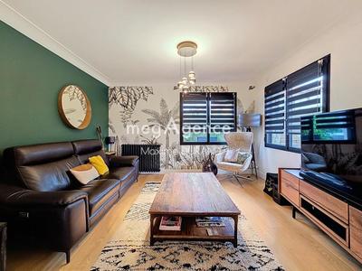 Maison - 117 m² - 6 pièces