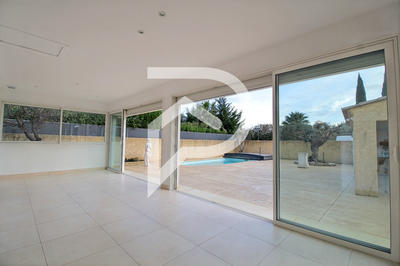 Maison - 172 m² - 5 pièces