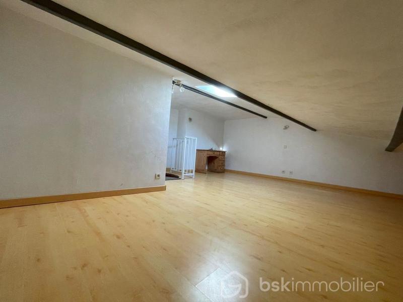 Maison de village - 87 m² - 6 pièces