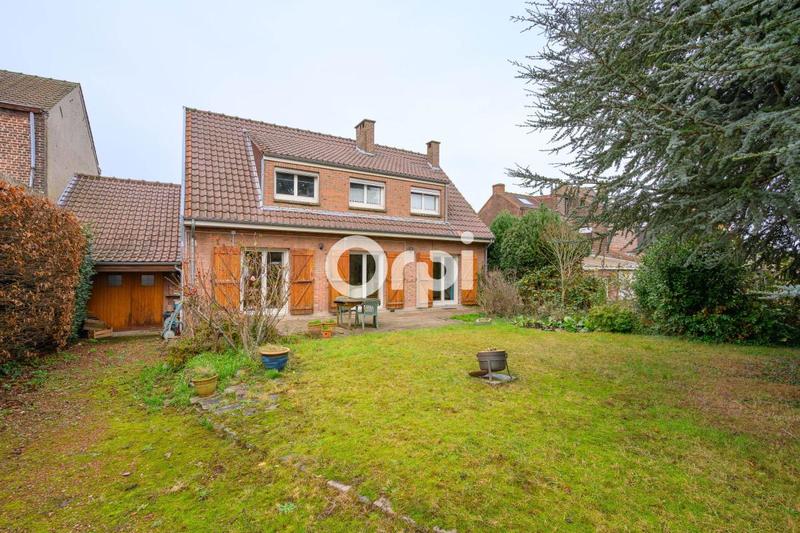 Maison - 160 m² - 8 pièces