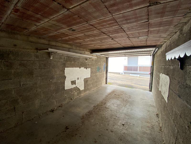 Parking / Garage - 10 m²