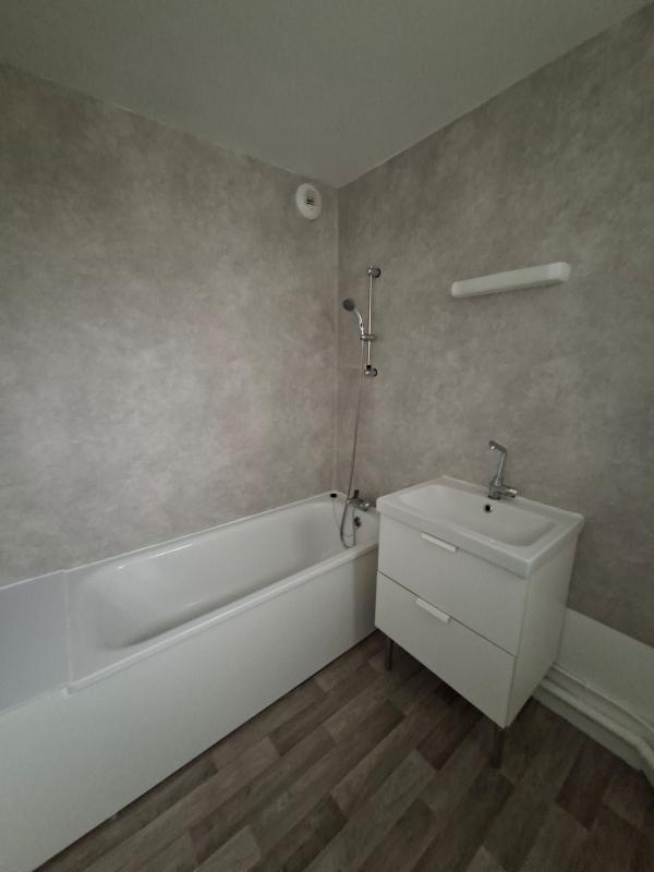 Appartement - 107 m² - 6 pièces