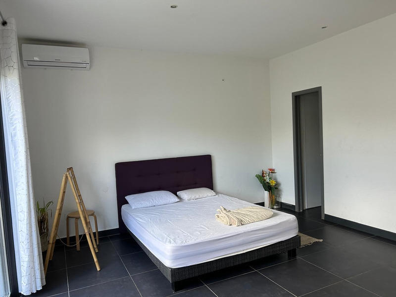 Maison - 195 m² - 5 pièces