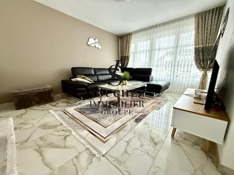 Maison - 102 m² - 5 pièces