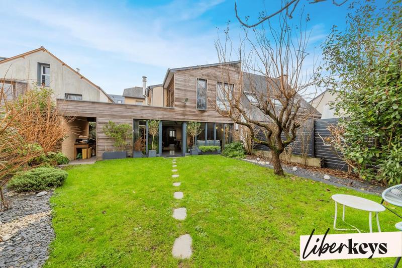 Maison - 161 m² - 6 pièces