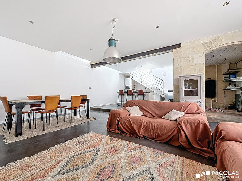 Appartement - 128 m² - 3 pièces