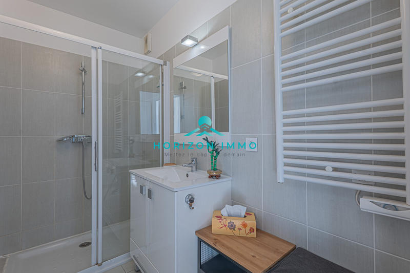 Appartement - 94 m² - 4 pièces