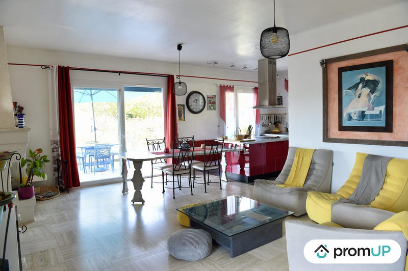 Villa - 168 m² - 6 pièces