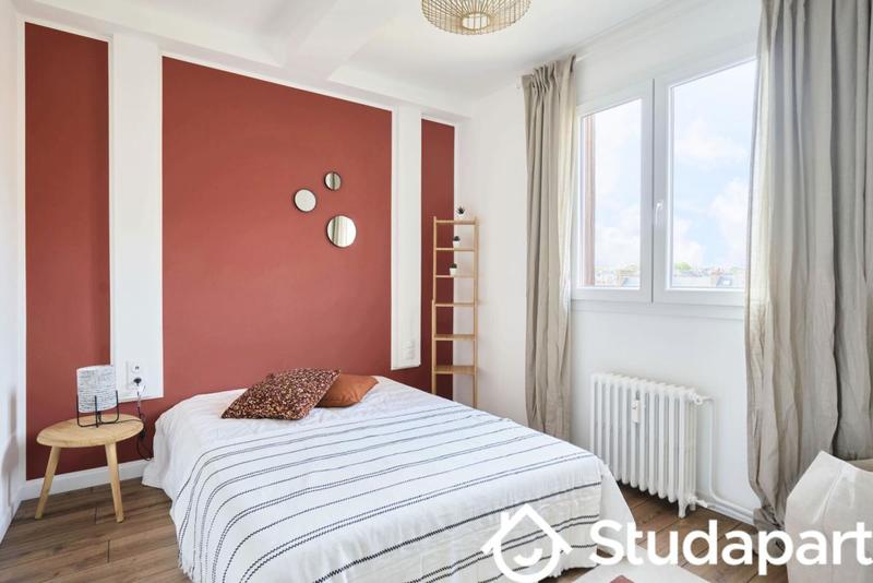 Chambre - 12 m² - 1 pièce