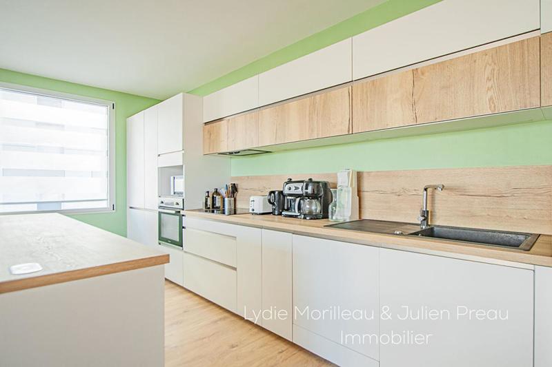 Appartement - 80 m² - 4 pièces