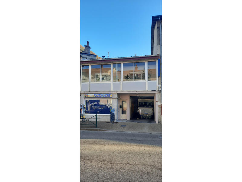 Immeuble - 270 m² - 10 pièces