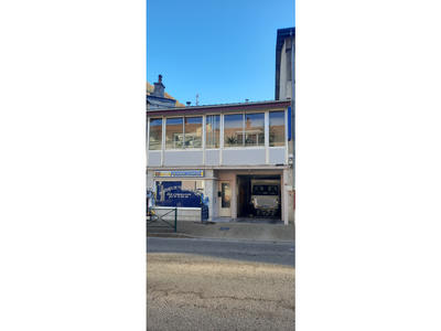 Immeuble - 270 m² - 10 pièces