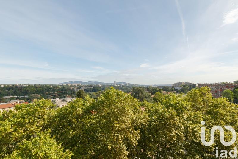 Appartement - 83 m² - 4 pièces