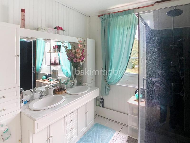 Maison en pierre - 130 m² - 6 pièces