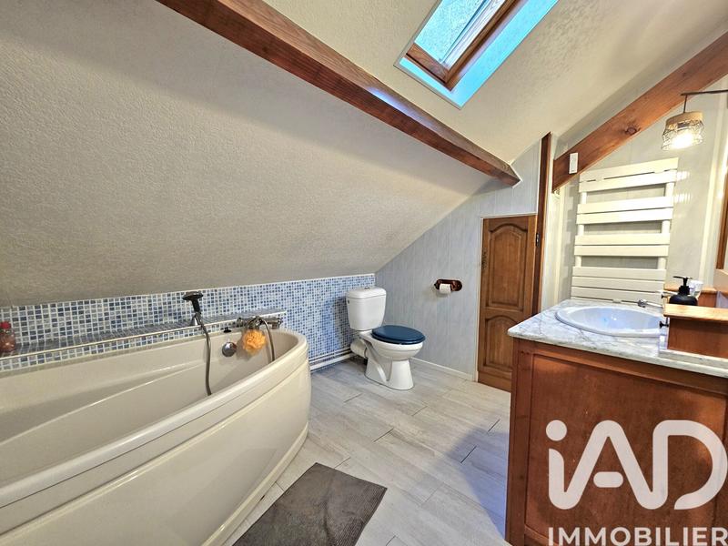Maison - 143 m² - 6 pièces