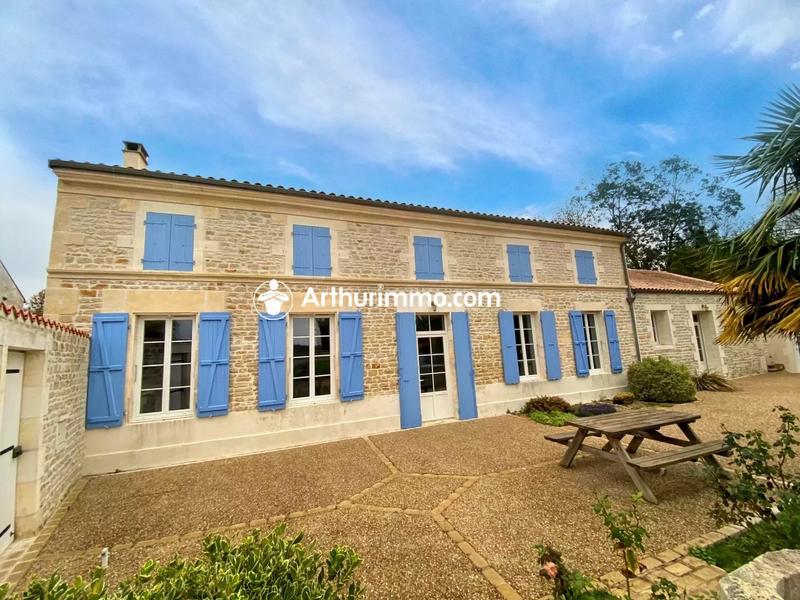 Maison - 153 m² - 5 pièces