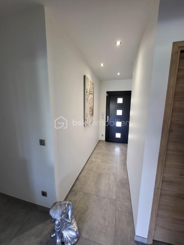 Villa - 137 m² - 5 pièces