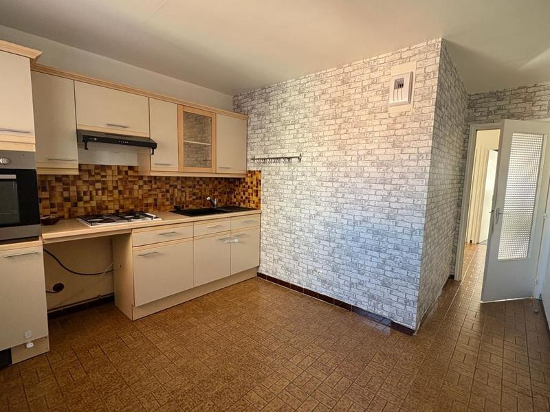 Appartement - 96 m² - 4 pièces