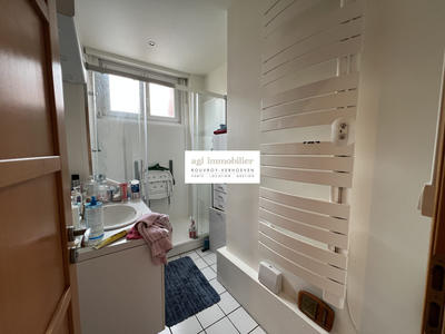 Appartement - 75 m² - 3 pièces