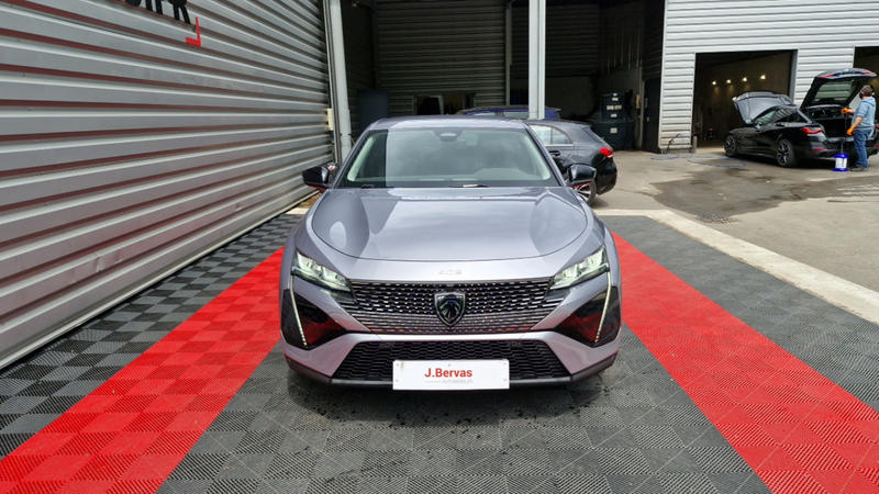 Peugeot 408 PureTech 130 Eat8 Allure