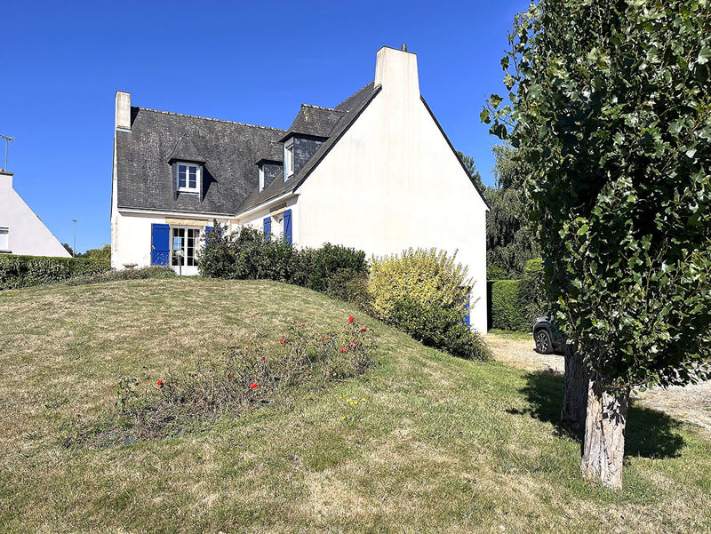 Maison - 152 m² - 7 pièces