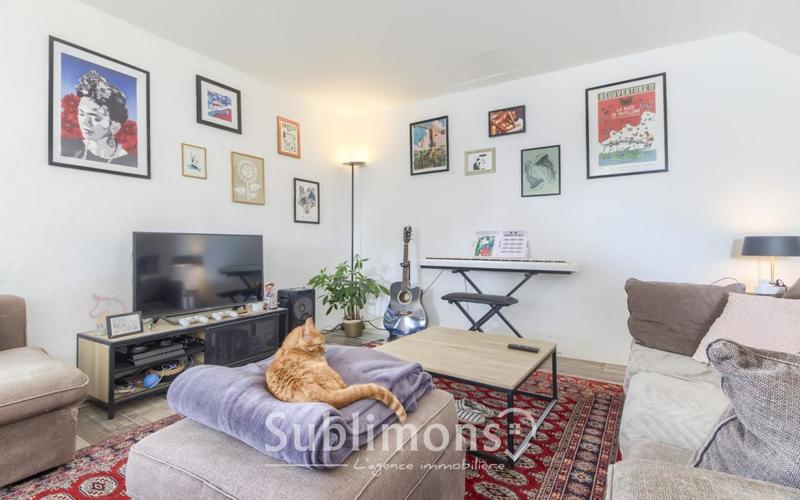 Maison - 87 m² - 5 pièces