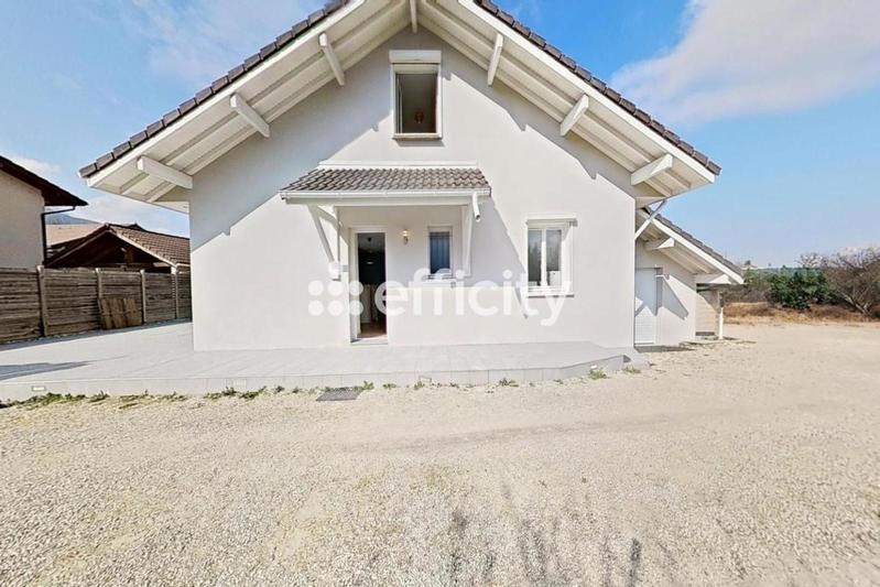 Maison - 103 m² - 4 pièces