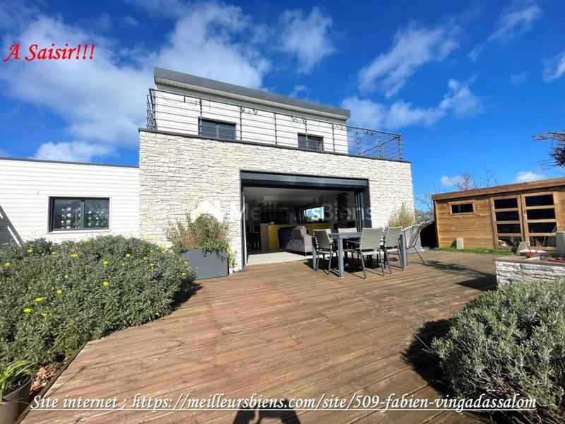 Propriété - 149 m² - 7 pièces
