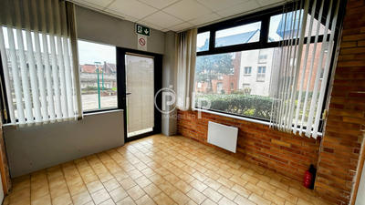 Local d'activité / Entrepôt - 36 m² - 5 pièces