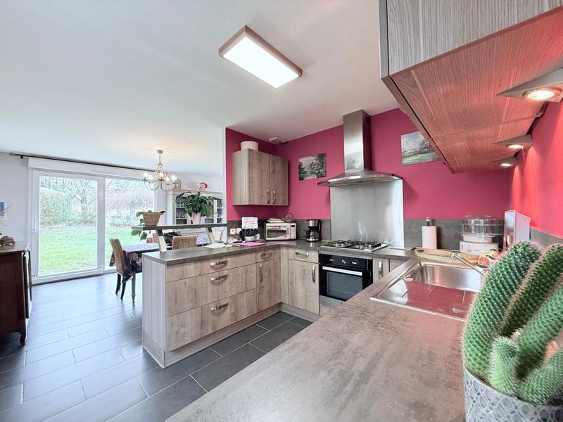 Maison - 105 m² - 4 pièces