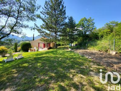 Maison - 105 m² - 4 pièces