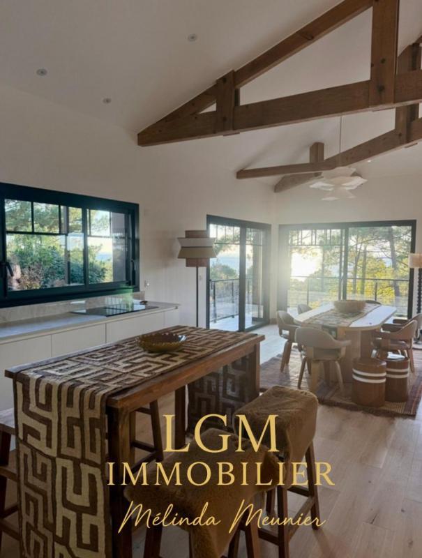 Villa - 189 m² - 6 pièces