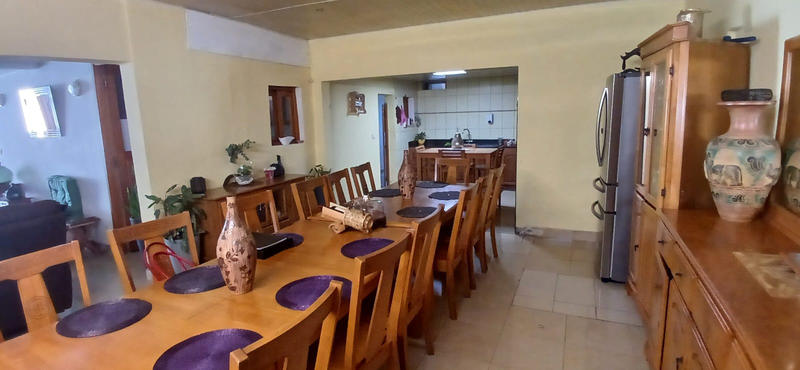 Maison - 350 m² - 14 pièces